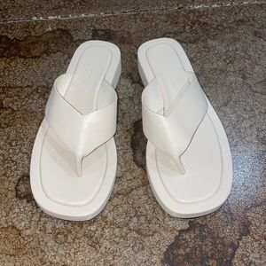 Princess Polly flip flops